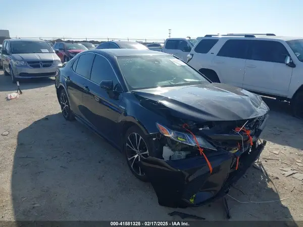 4T1G31AK0LU015425 2020 TOYOTA CAMRY - Image 1