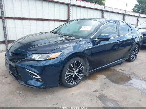 4T1G31AK0LU525192 2020 TOYOTA CAMRY - Image 2