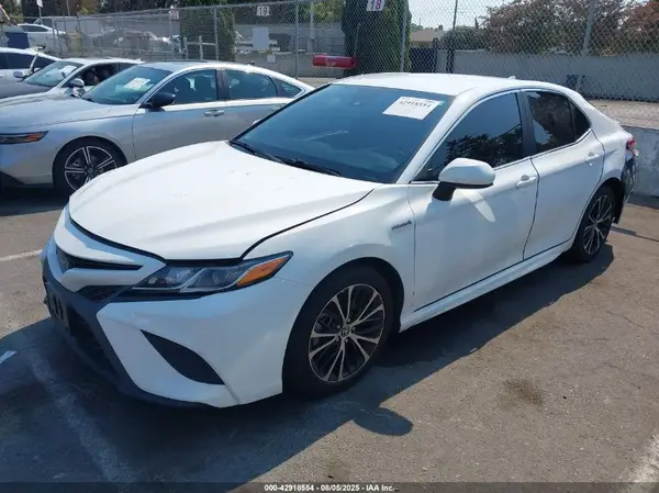 4T1G31AK0LU541702 2020 TOYOTA CAMRY - Image 2