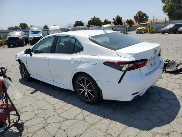 4T1G31AK0PU619658 2023 TOYOTA CAMRY - Image 2