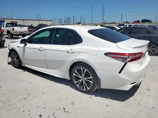4T1G31AK1LU518560 2020 TOYOTA CAMRY - Image 2
