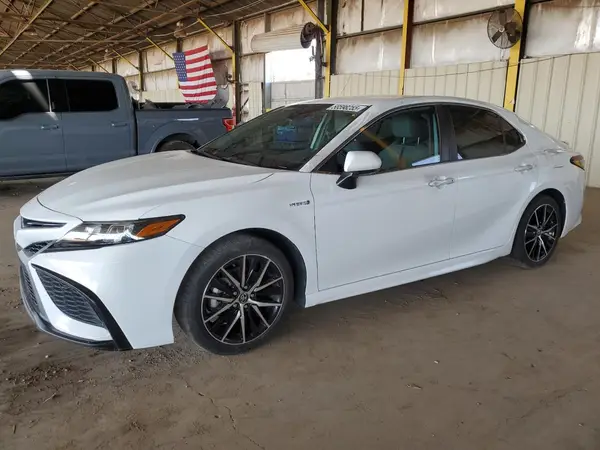 4T1G31AK1MU027486 2021 TOYOTA CAMRY - Image 1