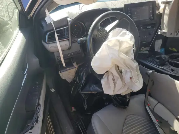 4T1G31AK1MU568635 2021 TOYOTA CAMRY - Image 8