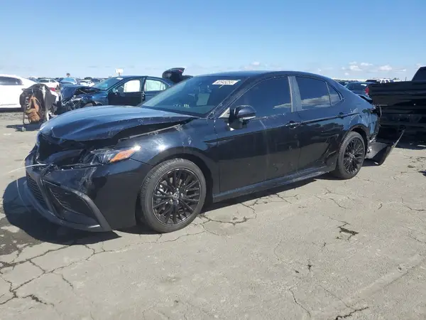 4T1G31AK1NU035864 2022 TOYOTA CAMRY - Image 1