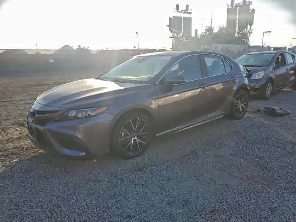 4T1G31AK1NU572671 2022 TOYOTA CAMRY - Image 1