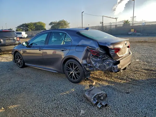 4T1G31AK1NU572671 2022 TOYOTA CAMRY - Image 2