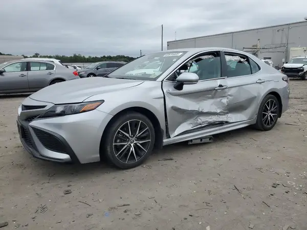 4T1G31AK1NU594816 2022 TOYOTA CAMRY - Image 1
