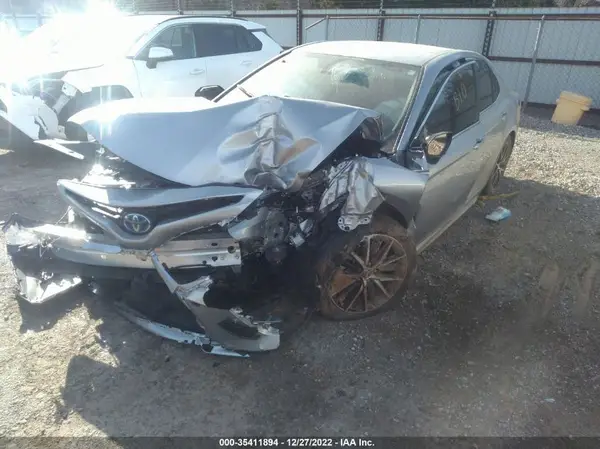4T1G31AK1NU596095 2022 TOYOTA CAMRY - Image 2