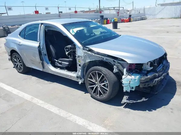 4T1G31AK1PU615232 2023 TOYOTA CAMRY - Image 1