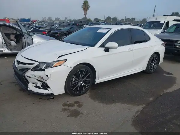 4T1G31AK1PU615540 2023 TOYOTA CAMRY - Image 2