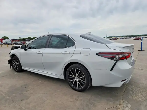 4T1G31AK1RU060995 2024 TOYOTA CAMRY - Image 2