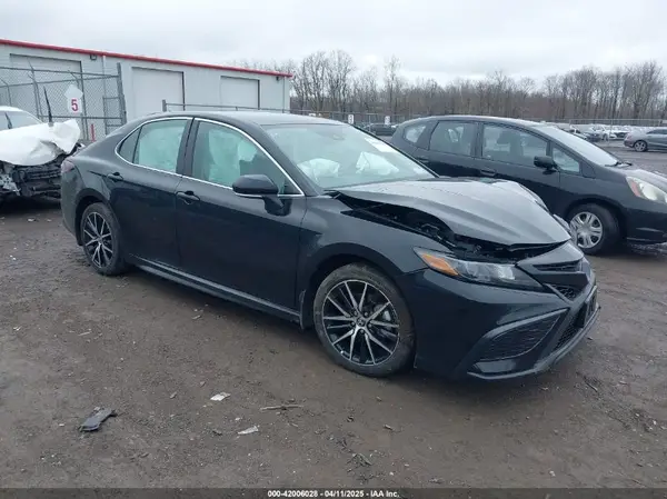 4T1G31AK1RU064223 2024 TOYOTA CAMRY - Image 1