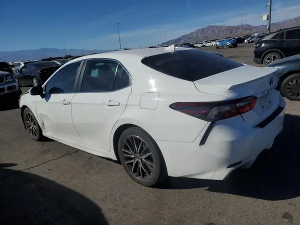 4T1G31AK1RU070880 2024 TOYOTA CAMRY - Image 2
