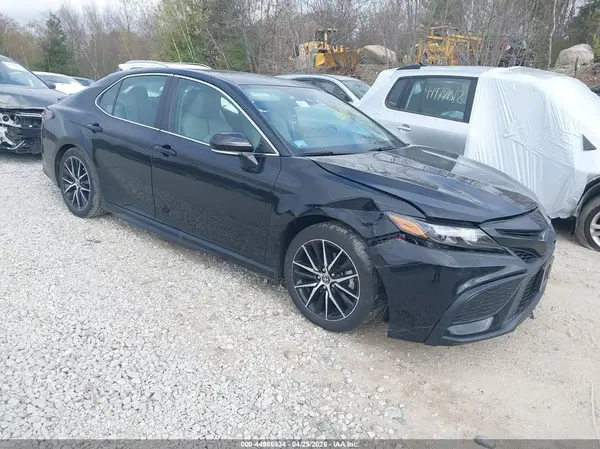 4T1G31AK1RU073620 2024 TOYOTA CAMRY - Image 1