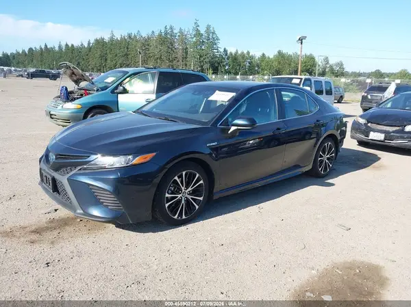 4T1G31AK2LU521631 2020 TOYOTA CAMRY - Image 2
