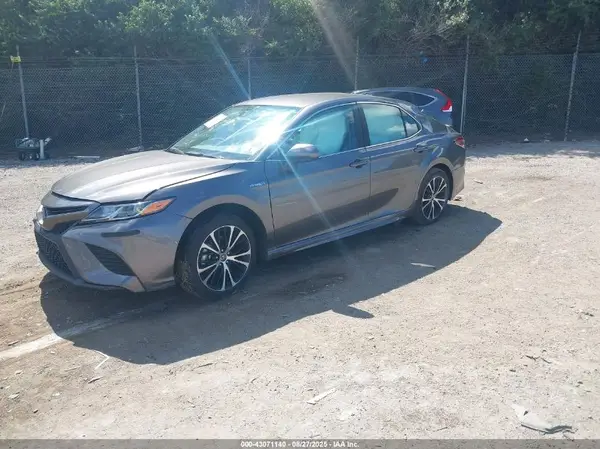 4T1G31AK2LU546027 2020 TOYOTA CAMRY - Image 2