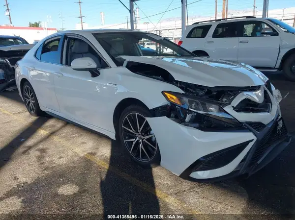 4T1G31AK2MU026167 2021 TOYOTA CAMRY - Image 1