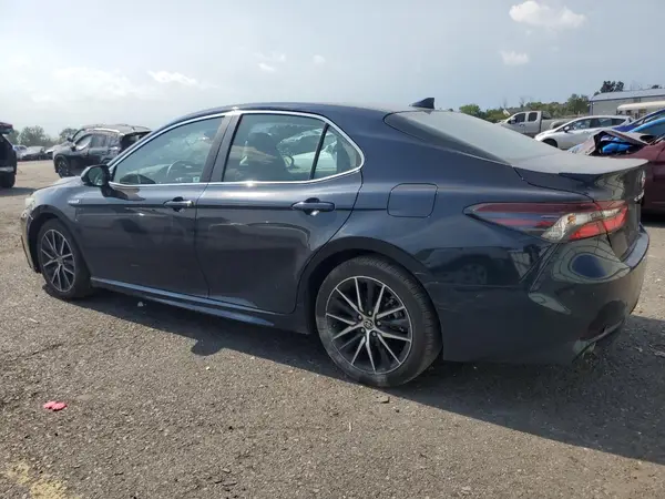4T1G31AK2MU026539 2021 TOYOTA CAMRY - Image 2
