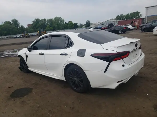 4T1G31AK2MU546627 2021 TOYOTA CAMRY - Image 2