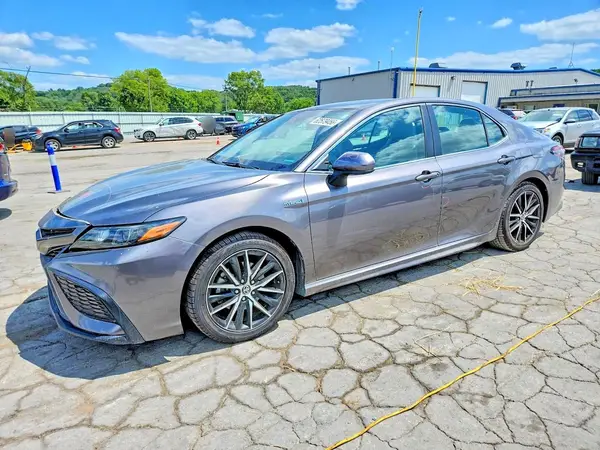 4T1G31AK2MU548488 2021 TOYOTA CAMRY - Image 1