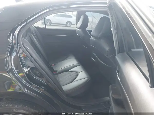 4T1G31AK2MU556770 2021 TOYOTA CAMRY - Image 8