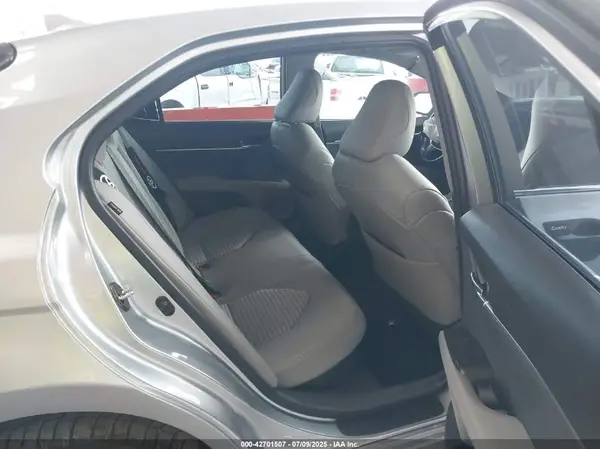 4T1G31AK2MU564920 2021 TOYOTA CAMRY - Image 8
