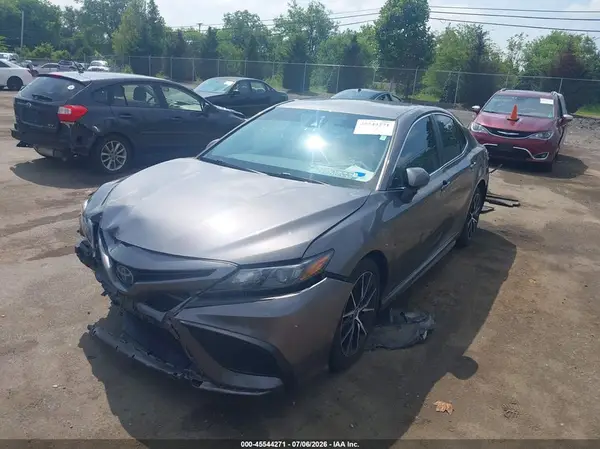 4T1G31AK2NU571271 2022 TOYOTA CAMRY - Image 2