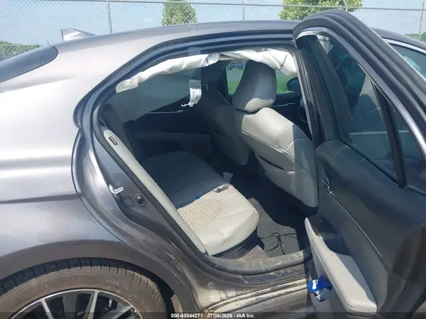 4T1G31AK2NU571271 2022 TOYOTA CAMRY - Image 8