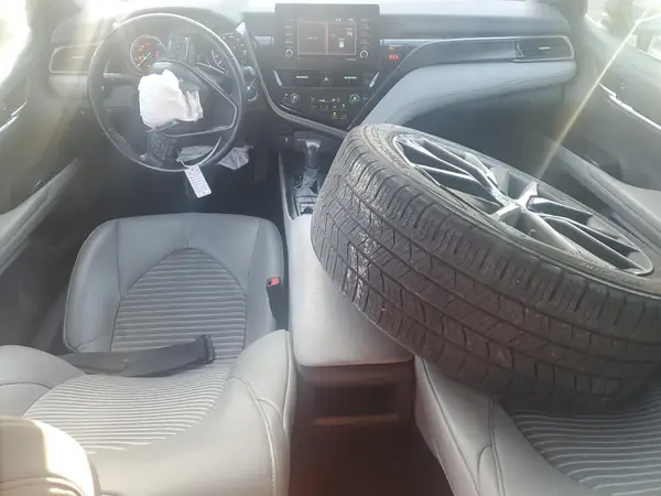4T1G31AK2NU585252 2022 TOYOTA CAMRY - Image 8