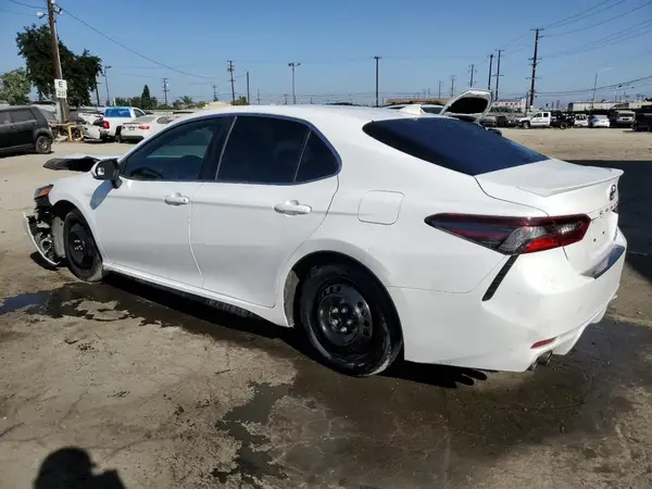 4T1G31AK2NU595036 2022 TOYOTA CAMRY - Image 2