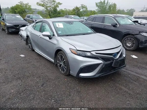 4T1G31AK2PU603297 2023 TOYOTA CAMRY - Image 1