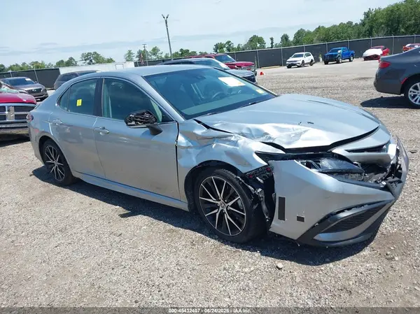 4T1G31AK2PU618138 2023 TOYOTA CAMRY - Image 1