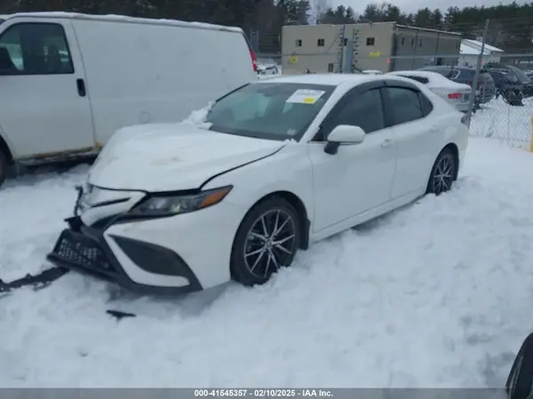 4T1G31AK2RU073447 2024 TOYOTA CAMRY - Image 2