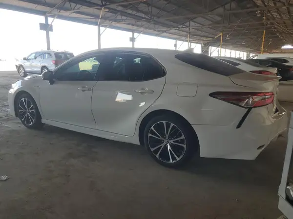 4T1G31AK3LU013877 2020 TOYOTA CAMRY - Image 2