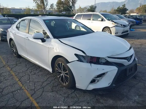 4T1G31AK3LU015709 2020 TOYOTA CAMRY - Image 1