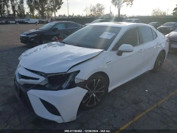 4T1G31AK3LU015709 2020 TOYOTA CAMRY - Image 2