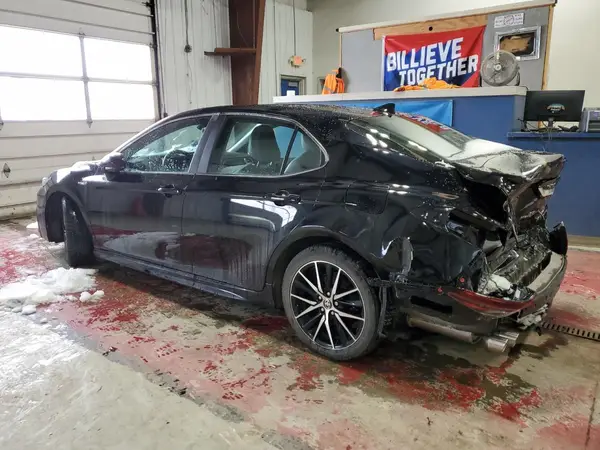 4T1G31AK3MU021673 2021 TOYOTA CAMRY - Image 2