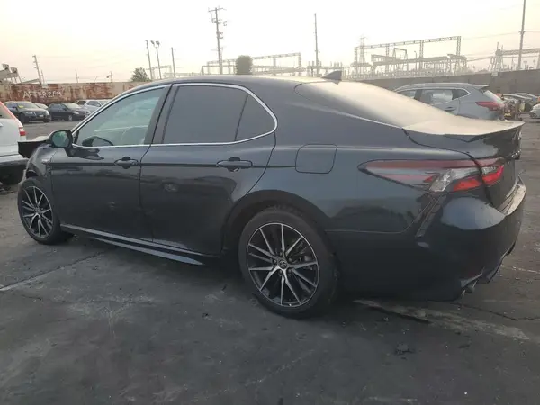 4T1G31AK3MU028641 2021 TOYOTA CAMRY - Image 2
