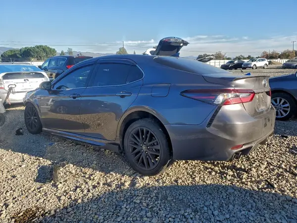 4T1G31AK3MU552114 2021 TOYOTA CAMRY - Image 2