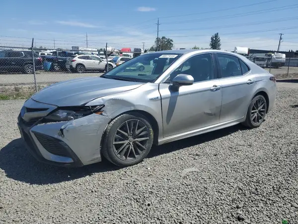 4T1G31AK3MU565882 2021 TOYOTA CAMRY - Image 1