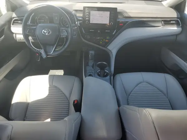 4T1G31AK3MU565882 2021 TOYOTA CAMRY - Image 8