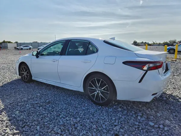 4T1G31AK3NU573272 2022 TOYOTA CAMRY - Image 2