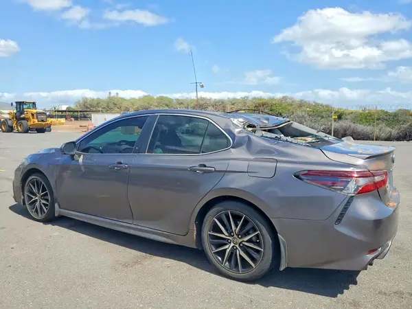4T1G31AK3NU586989 2022 TOYOTA CAMRY - Image 2