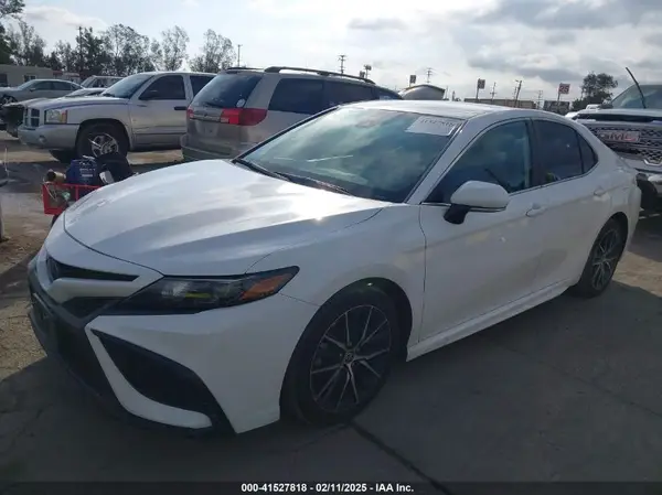 4T1G31AK3NU596650 2022 TOYOTA CAMRY - Image 2