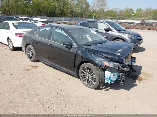 4T1G31AK3PU607259 2023 TOYOTA CAMRY - Image 1