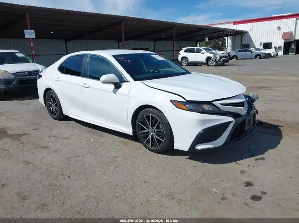 4T1G31AK3PU615412 2023 TOYOTA CAMRY - Image 1
