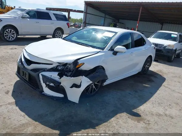 4T1G31AK3PU615412 2023 TOYOTA CAMRY - Image 2