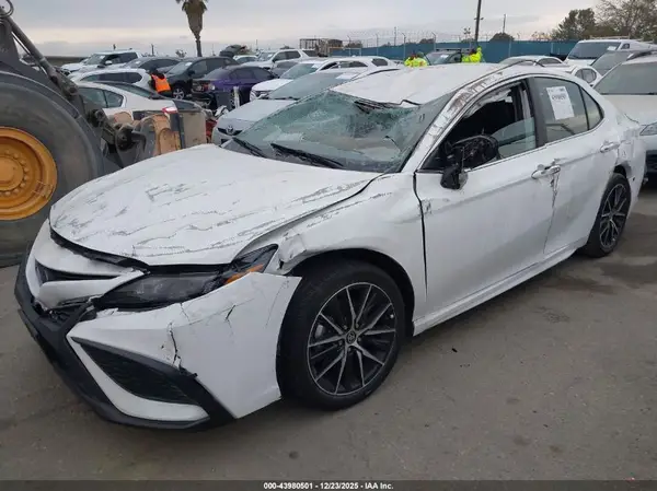 4T1G31AK3RU073702 2024 TOYOTA CAMRY - Image 2