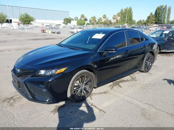4T1G31AK3RU621097 2024 TOYOTA CAMRY - Image 2