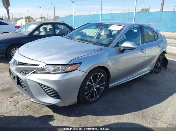 4T1G31AK4LU534705 2020 TOYOTA CAMRY - Image 2